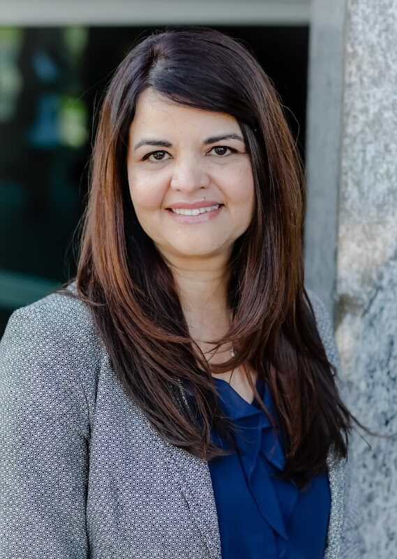 Maecia Moura Signature Dental Partners